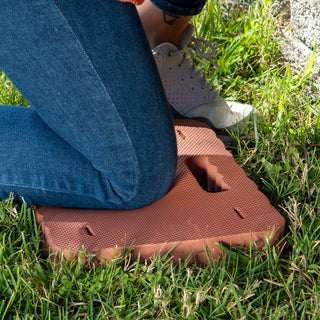 2-in-1 Gardening Kneepad and Seat