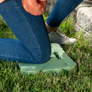 2-in-1 Gardening Kneepad and Seat
