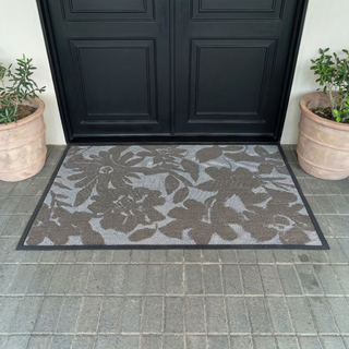 Aqua-Terra 4' x 6' Dirt Scraping Indoor Outdoor Doormat